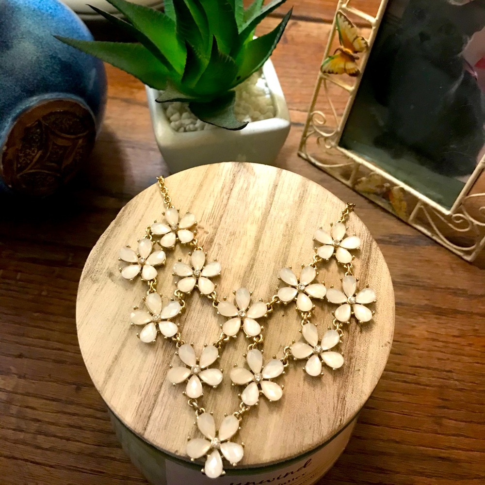 Gold flower necklace